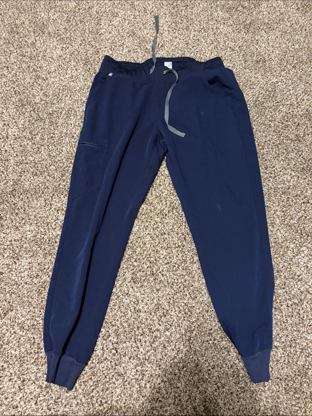 Women’s Figs Scrubs Pants L Navy (Worn, minor stains)